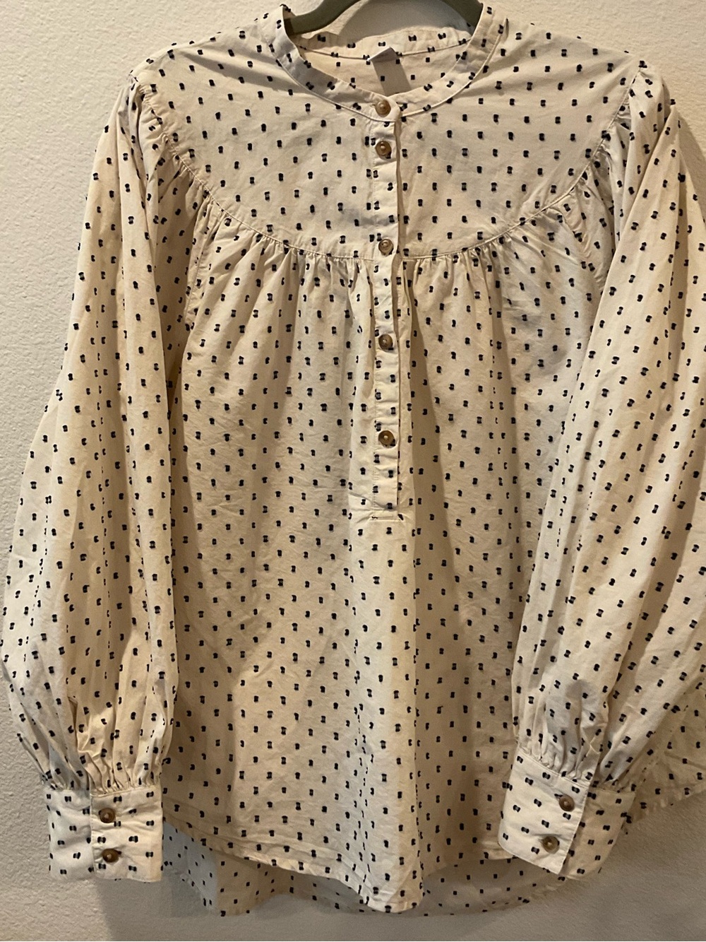Cream Button-Front Pull-Over Peasant Blouse with Black Clip-Dot Texture Size XL